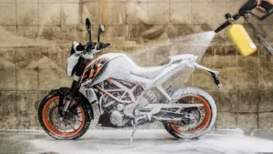 Motorcycle-washing-71480